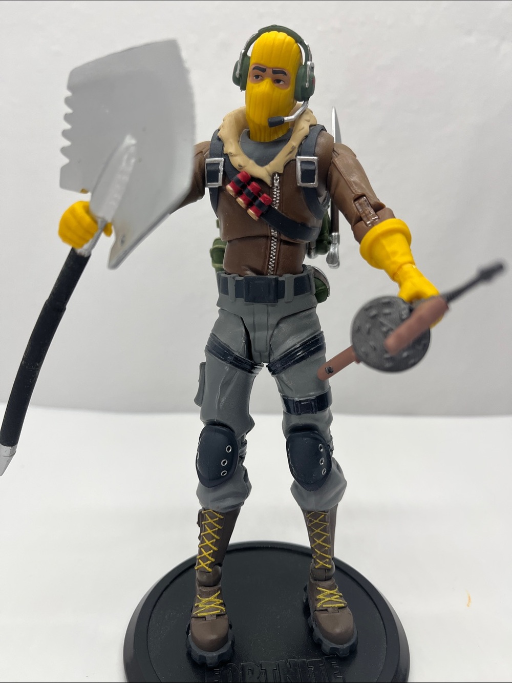Fortnite Raptor Action Figure - Picture 6 of 6